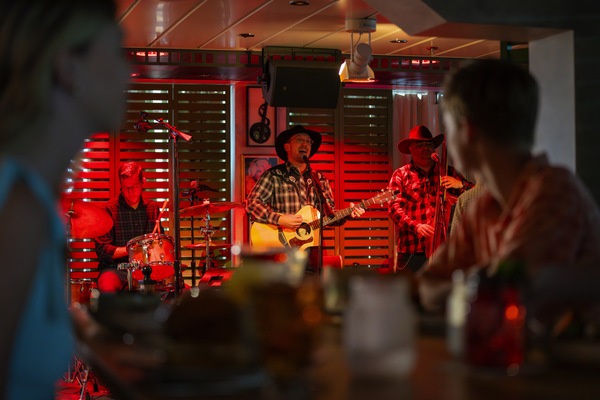 RCI Utopia of the Seas Mason Jar - R.Jordan .jpg